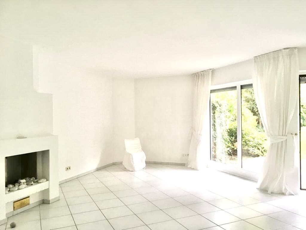 AS IMMOBILIEN: Ihr neues Zuhause in Wiesbaden-Aukamm stilvolles RMH mit Platz für die ganze Familie