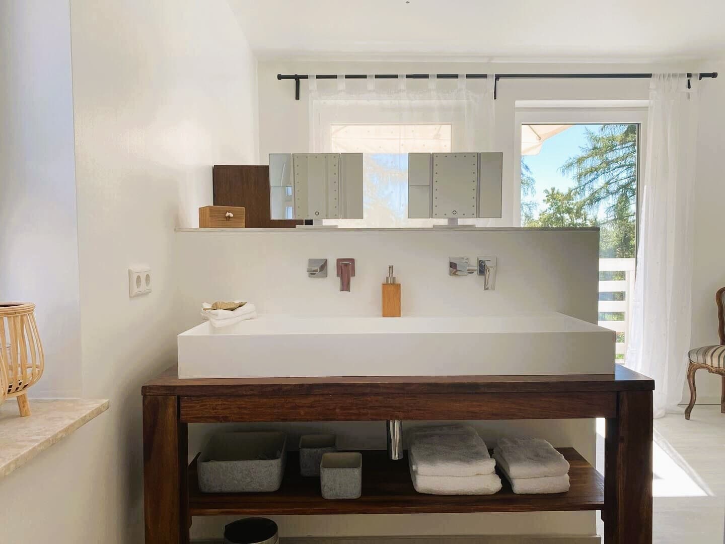 AS IMMOBILIEN: fully furnished duplex condo 3br 3 bath garage fitted kitchen - Wiesbaden Breckenheim