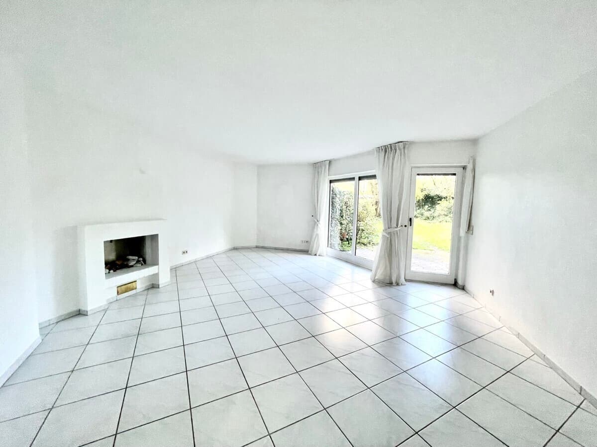 AS IMMOBILIEN: Ihr neues Zuhause in Wiesbaden-Aukamm stilvolles RMH mit Platz für die ganze Familie