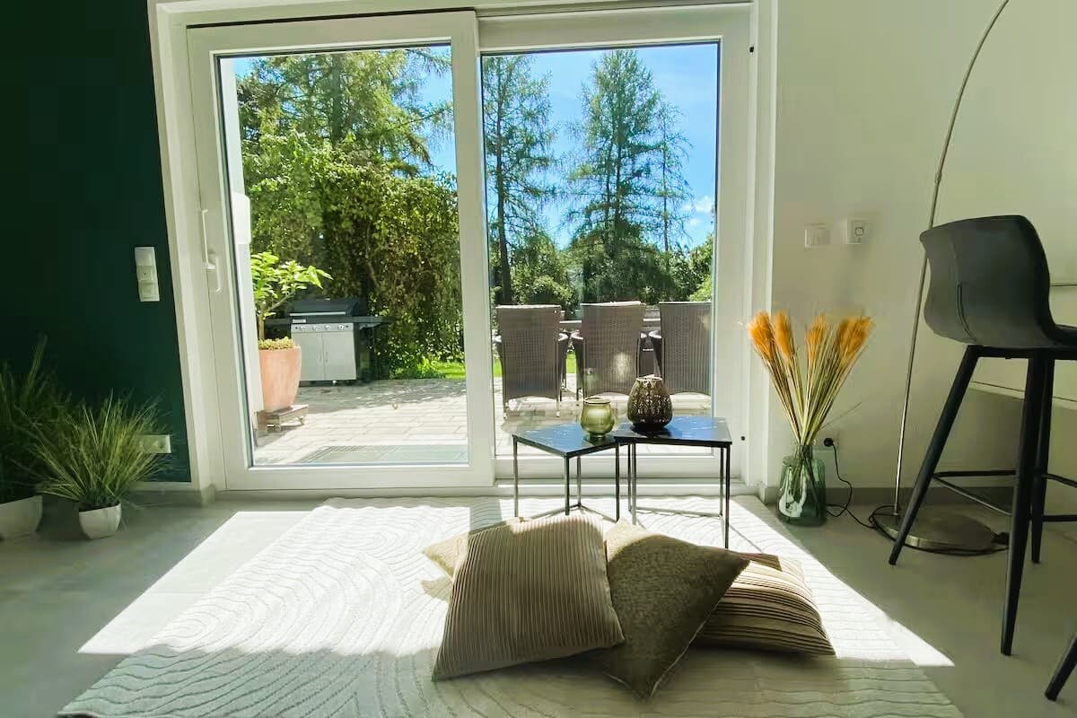 AS IMMOBILIEN: fully furnished duplex condo 3br 3 bath garage fitted kitchen - Wiesbaden Breckenheim