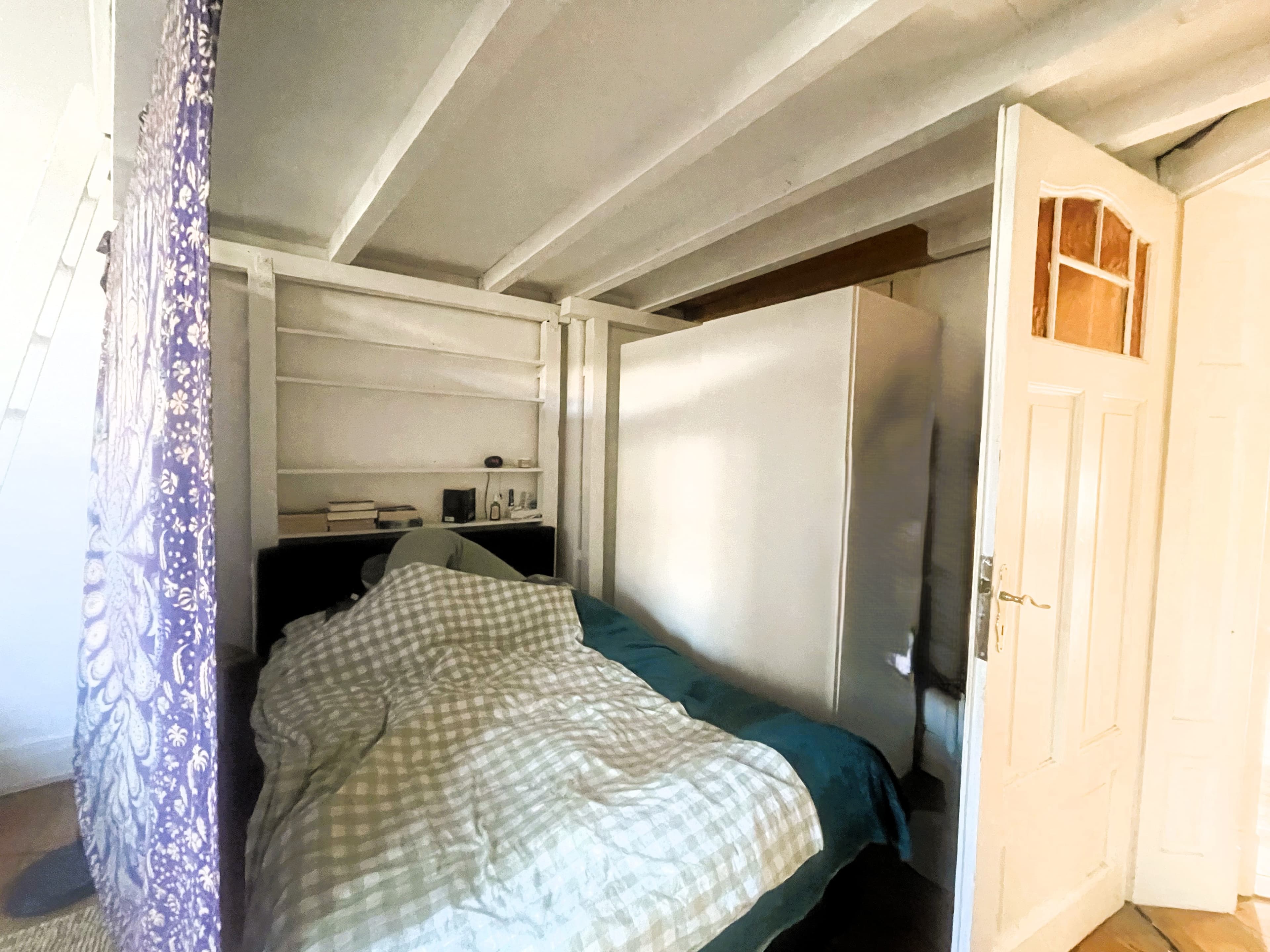 AS IMMOBILIEN: 4-Zimmer Etagenwohnung 2 OG im Vorderhaus - Wiesbaden