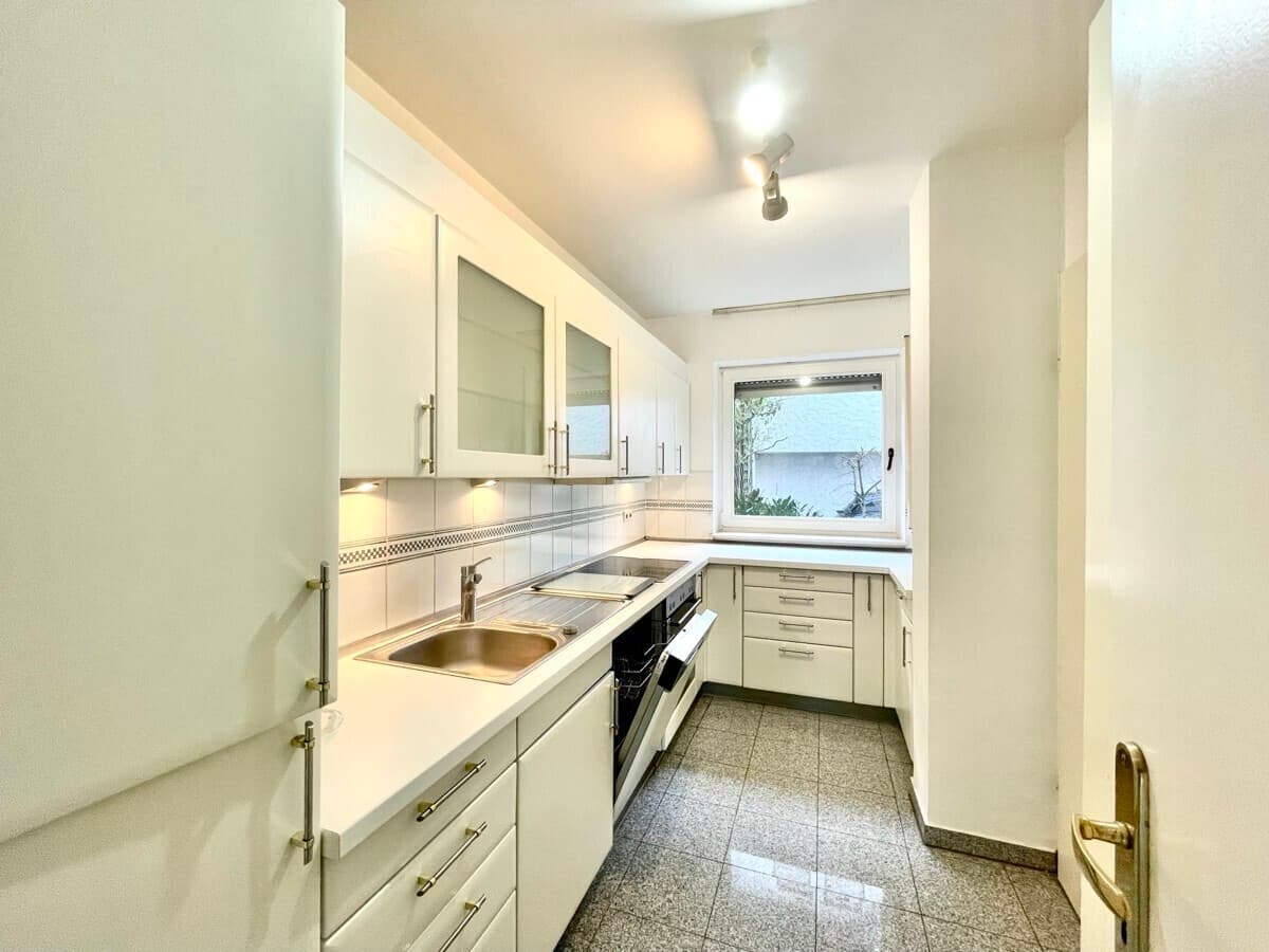 AS IMMOBILIEN: Ihr neues Zuhause in Wiesbaden-Aukamm stilvolles RMH mit Platz für die ganze Familie