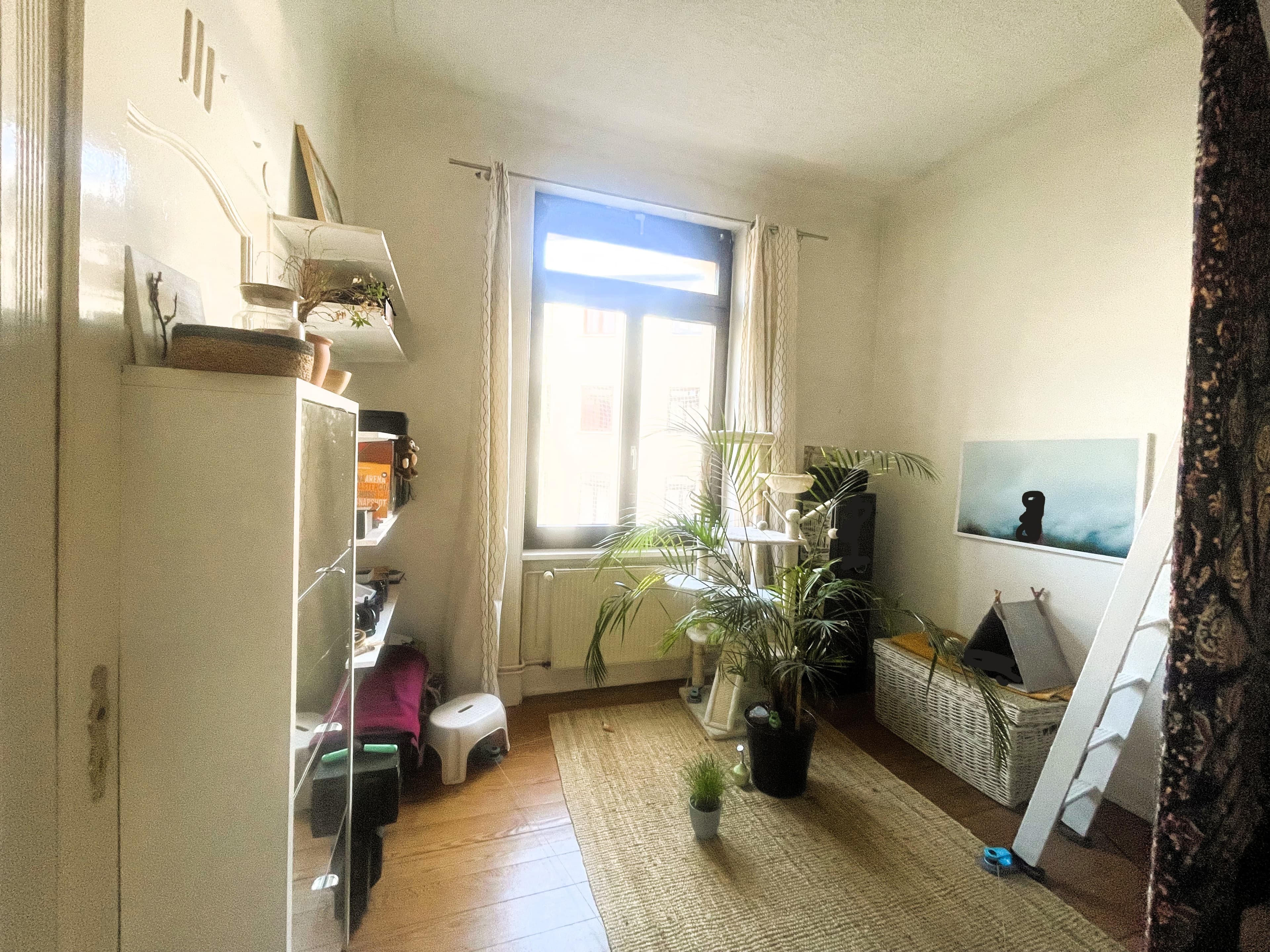 AS IMMOBILIEN: 4-Zimmer Etagenwohnung 2 OG im Vorderhaus - Wiesbaden