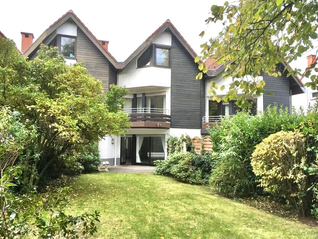 AS IMMOBILIEN: Ihr neues Zuhause in Wiesbaden-Aukamm stilvolles RMH mit Platz für die ganze Familie