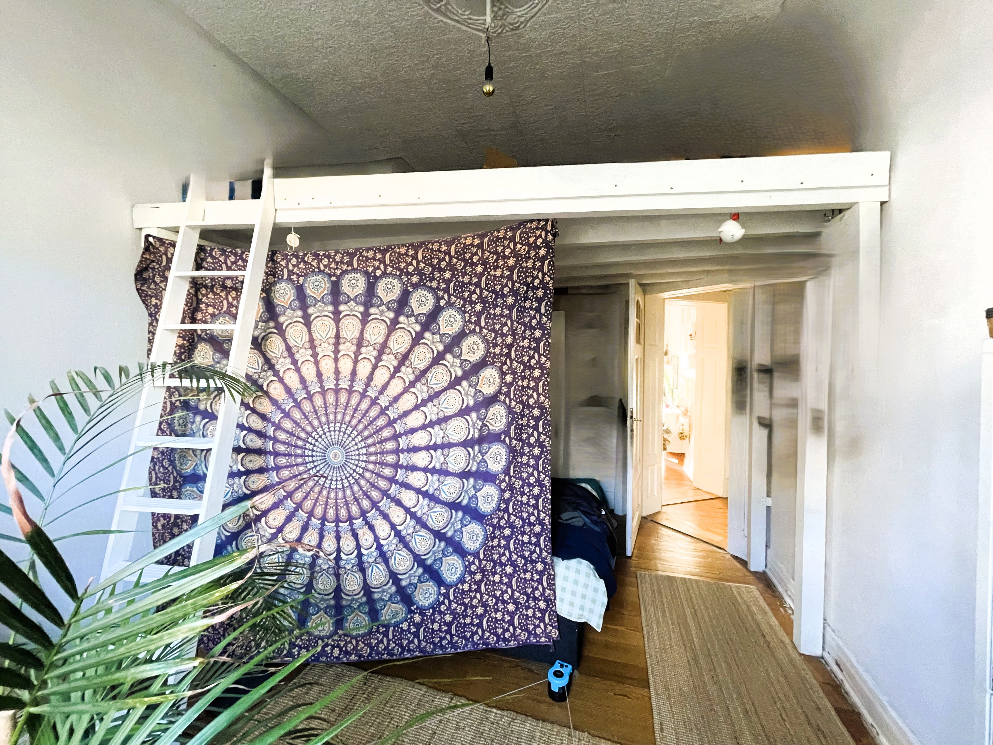 AS IMMOBILIEN: 4-Zimmer Etagenwohnung 2 OG im Vorderhaus - Wiesbaden